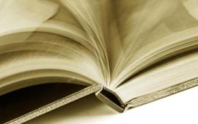 7713505004_un-livre-ouvert